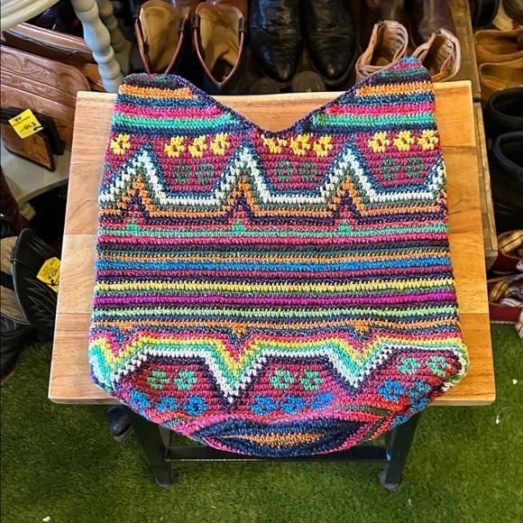 Colorful Knit Chevron Shoulder Bag - Picture 10 of 10